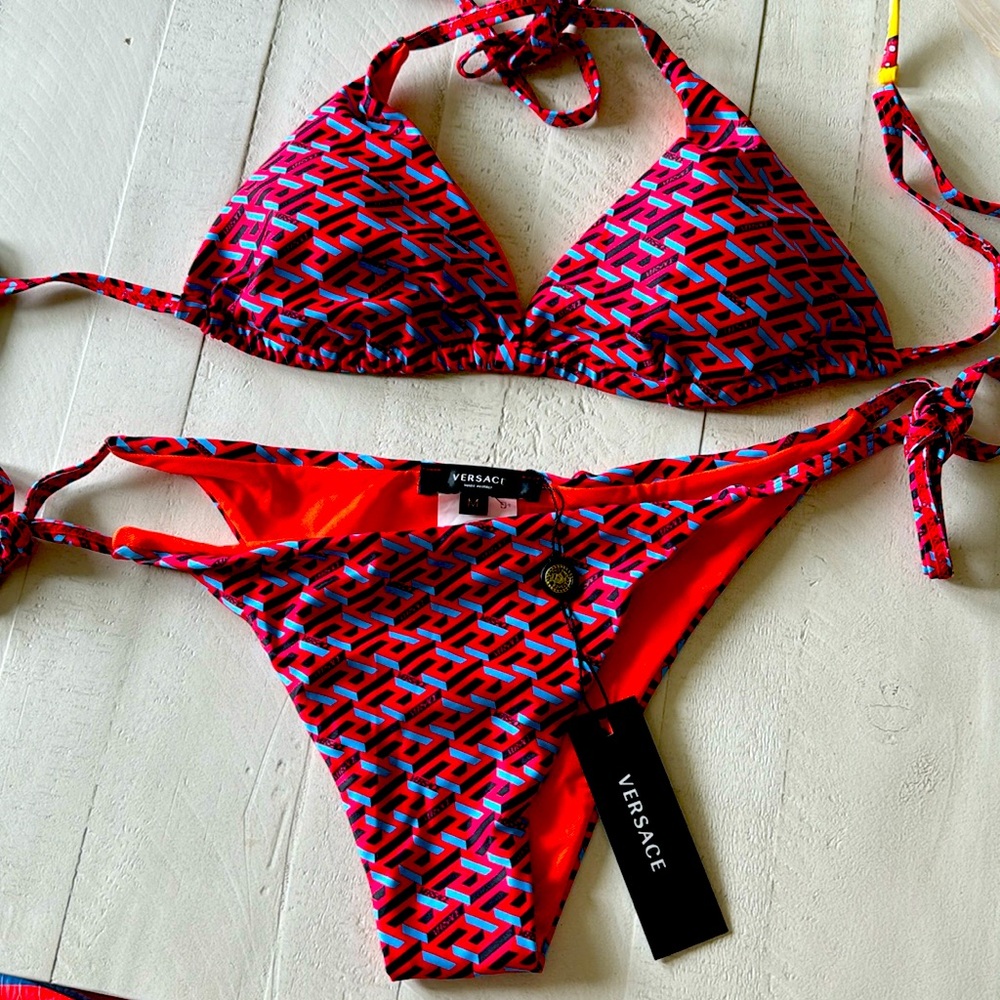 Bikini size M